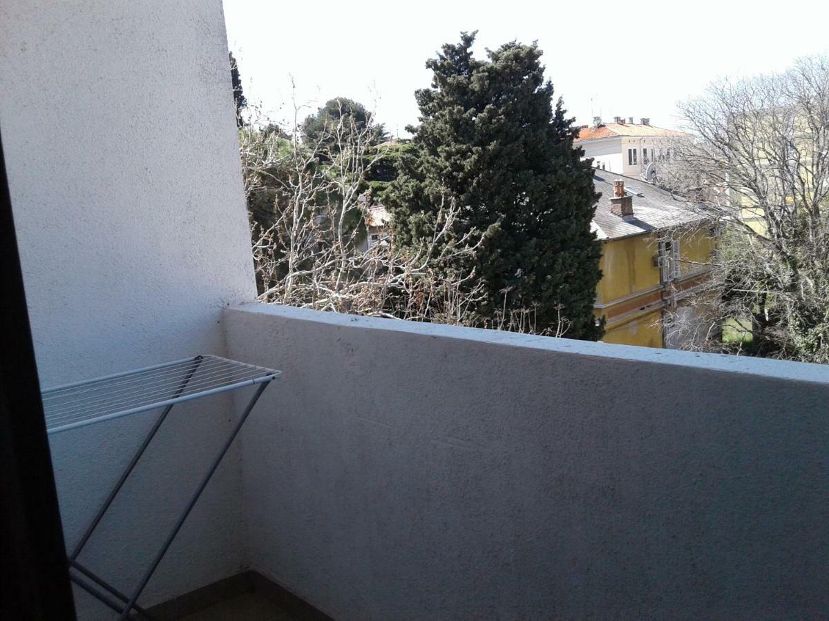Apartment Sunny Place Pula Exterior foto